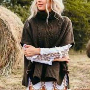 Nanette Lepore chunky lambs wool turtleneck sweater